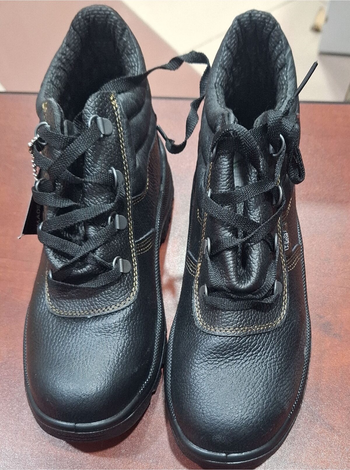 Italian safety shoes - Image 1