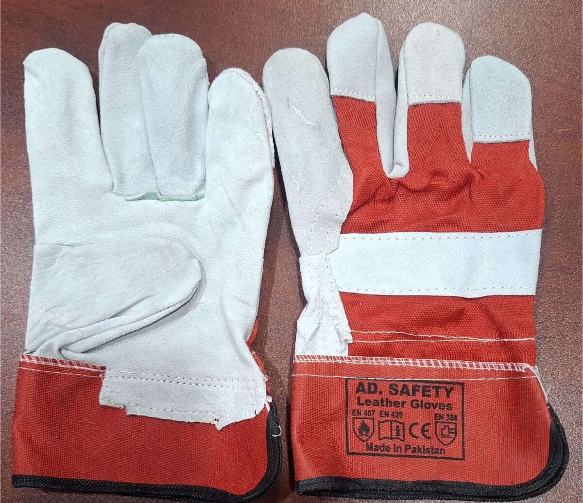 Leather work gloves - Image 1